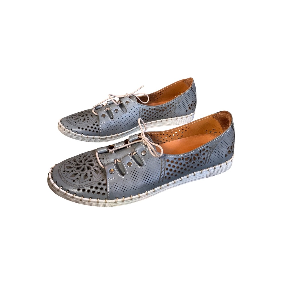Biza Walking Shoes Womens 41 Blue Leather Laser Cut Lace Up Comfort Loafers